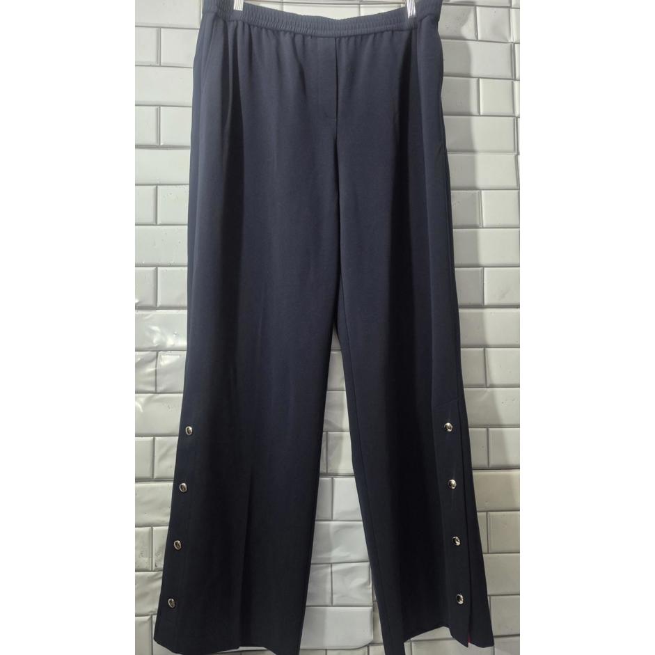Nwot Tommy Hilfiger Ladies Navy Blue Dress Pant Slightly Flare Leg